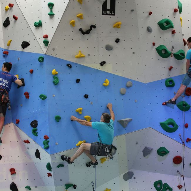 Impressionen der Kletterwand im Sportforum / Eröffnung 2018